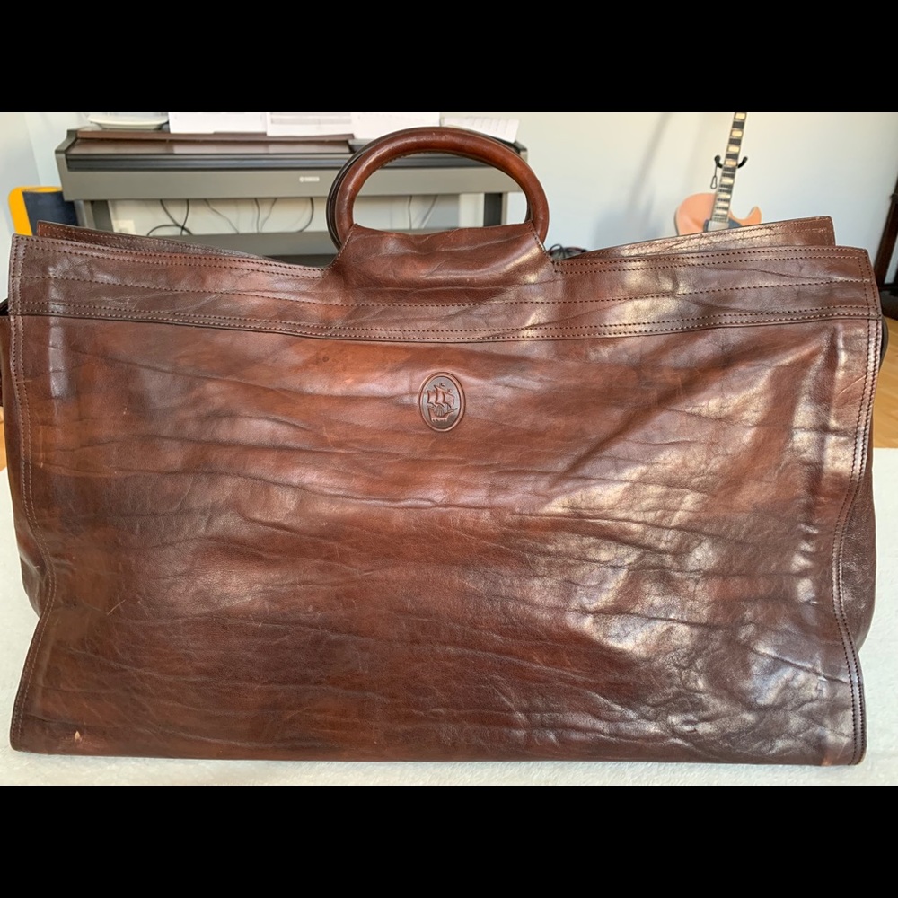 Vintage Givony travel bag - bran new unused. Full leather